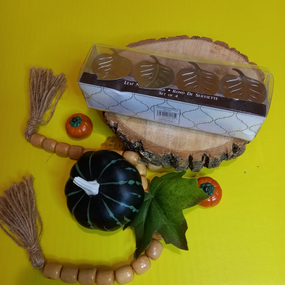 Leaf napkin set